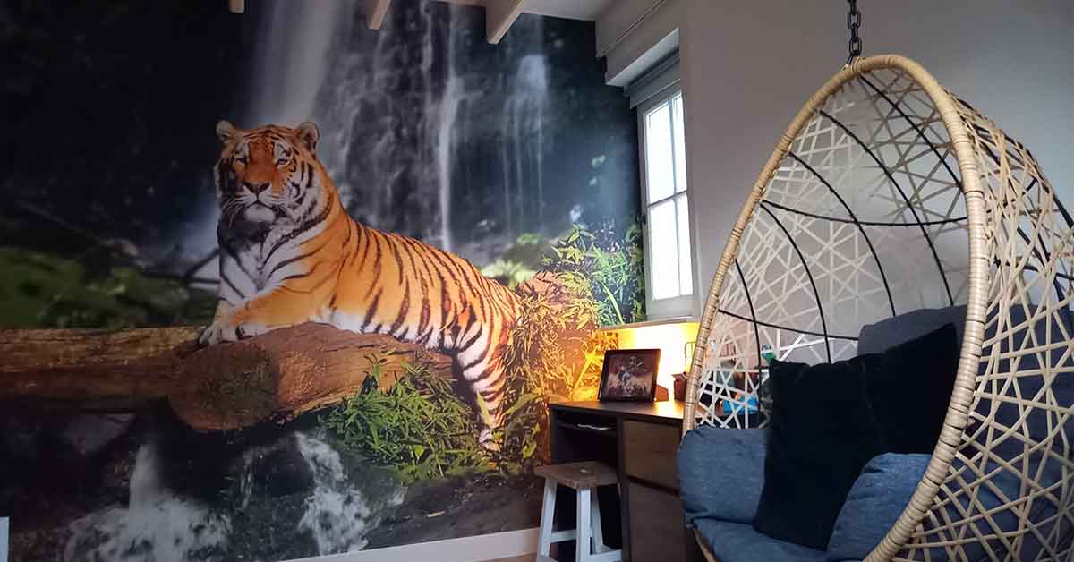 Papel pintado con tigres y leones