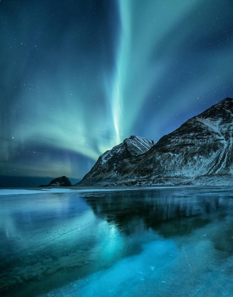 Aurora boreal azul