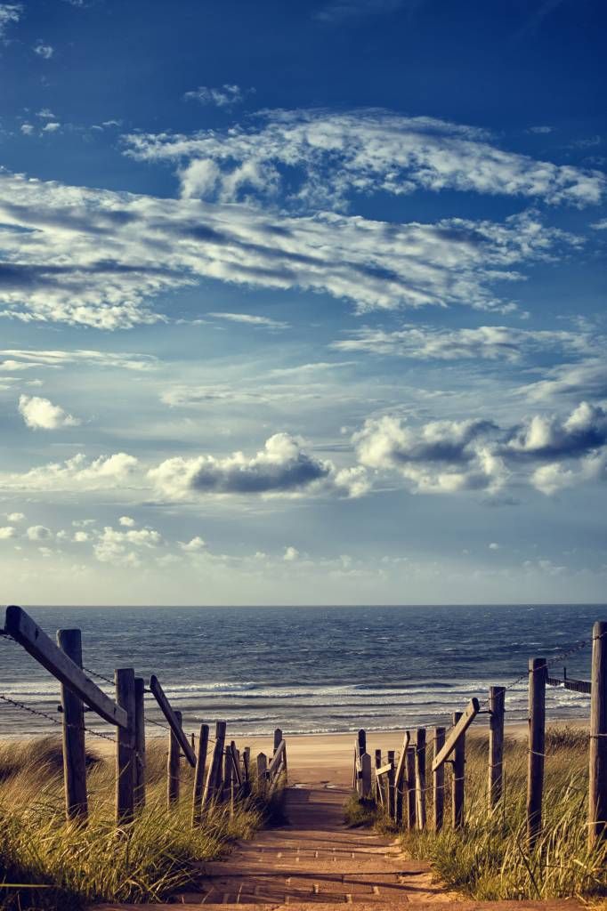 Playa y nubes