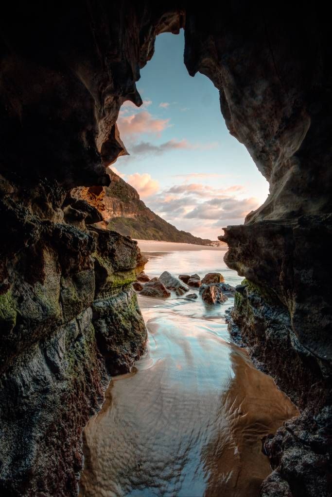 Mar entre las rocas