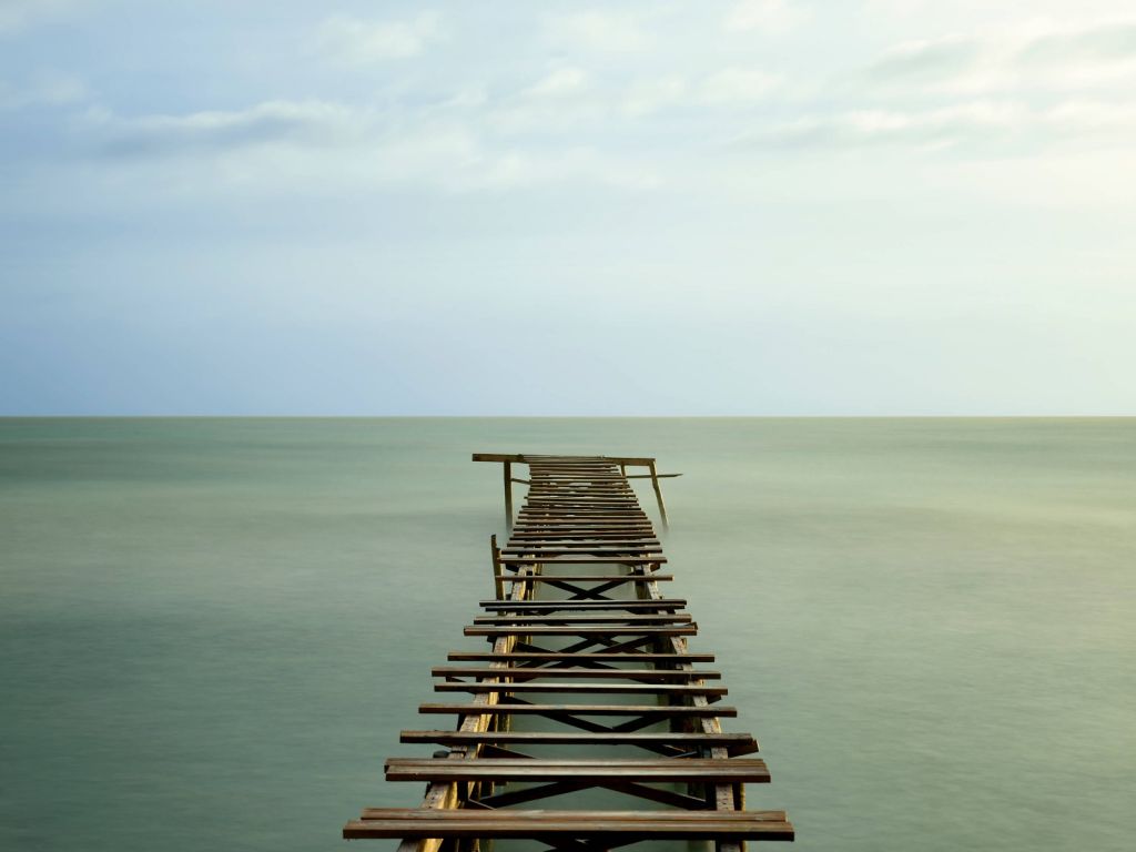 Antiguo muelle de madera