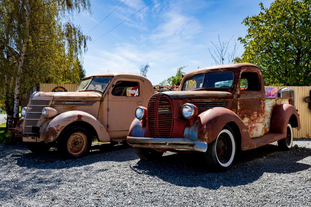 Camiones viejos y oxidados