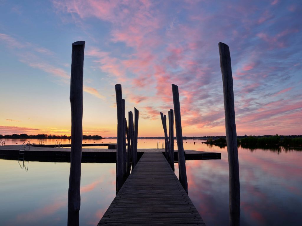 Amanecer en la plataforma de baño