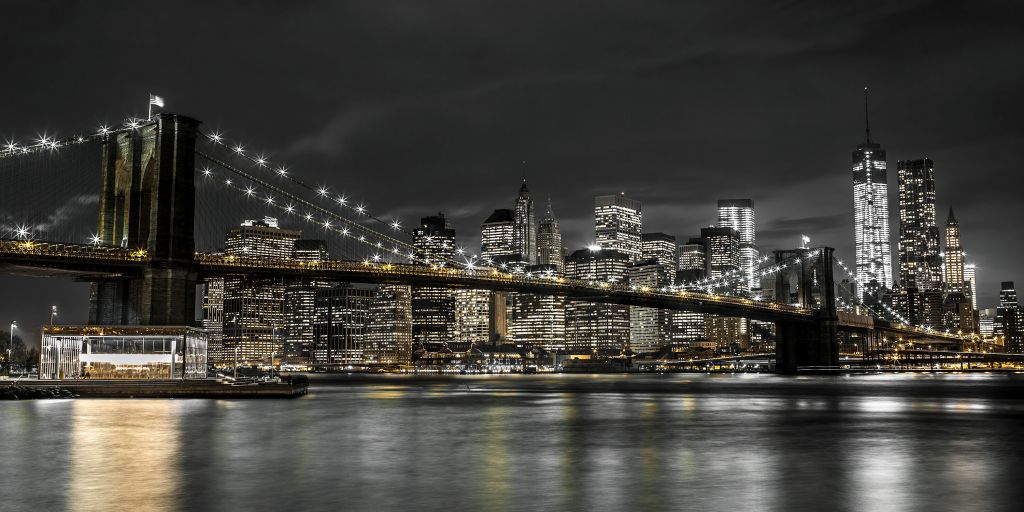 Puente de Brooklyn de noche