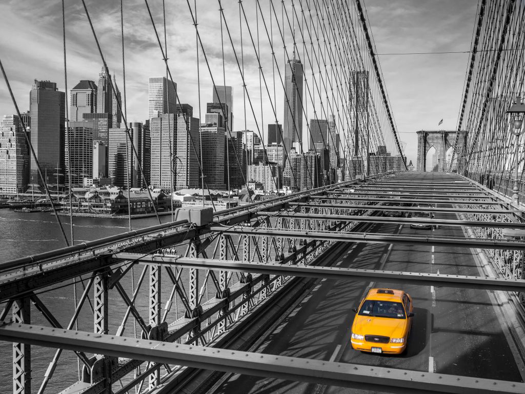 Un taxi a través del puente de Brooklyn