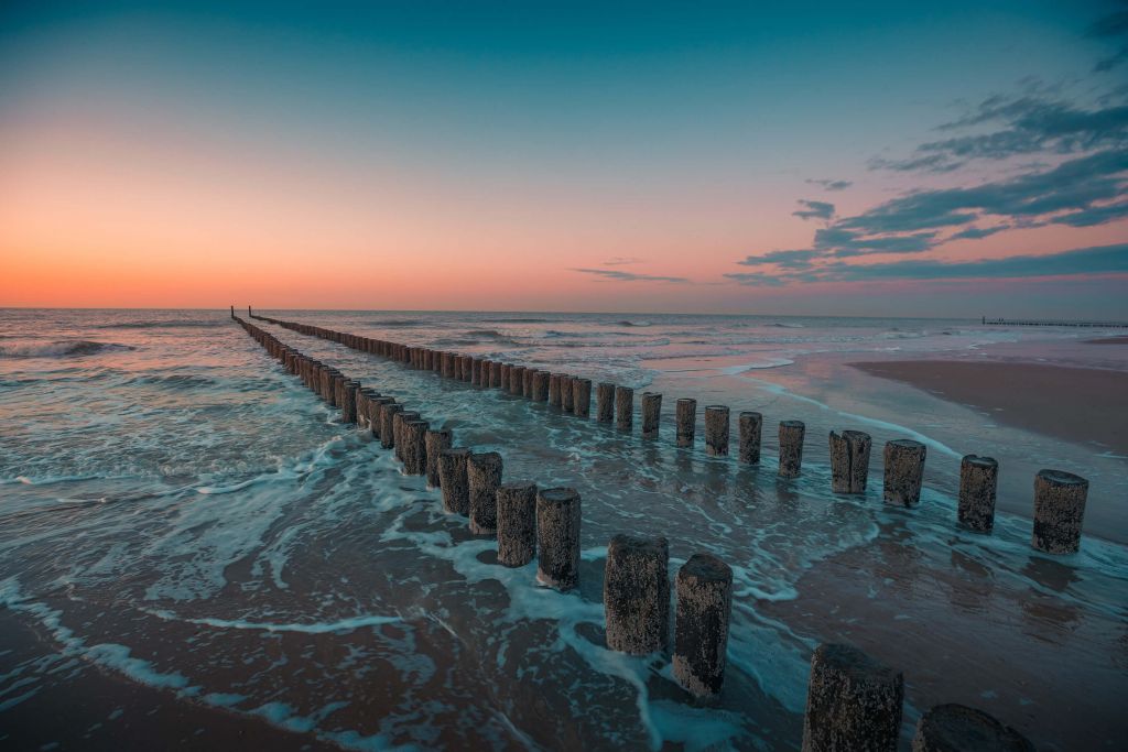 Rompeolas al atardecer