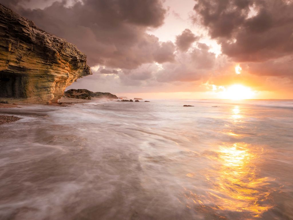 Puesta de sol en las rocas