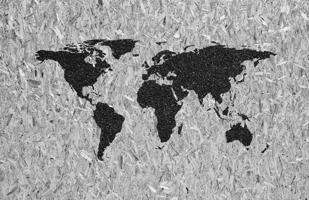 Mapa del mundo negro sobre fondo blanco
