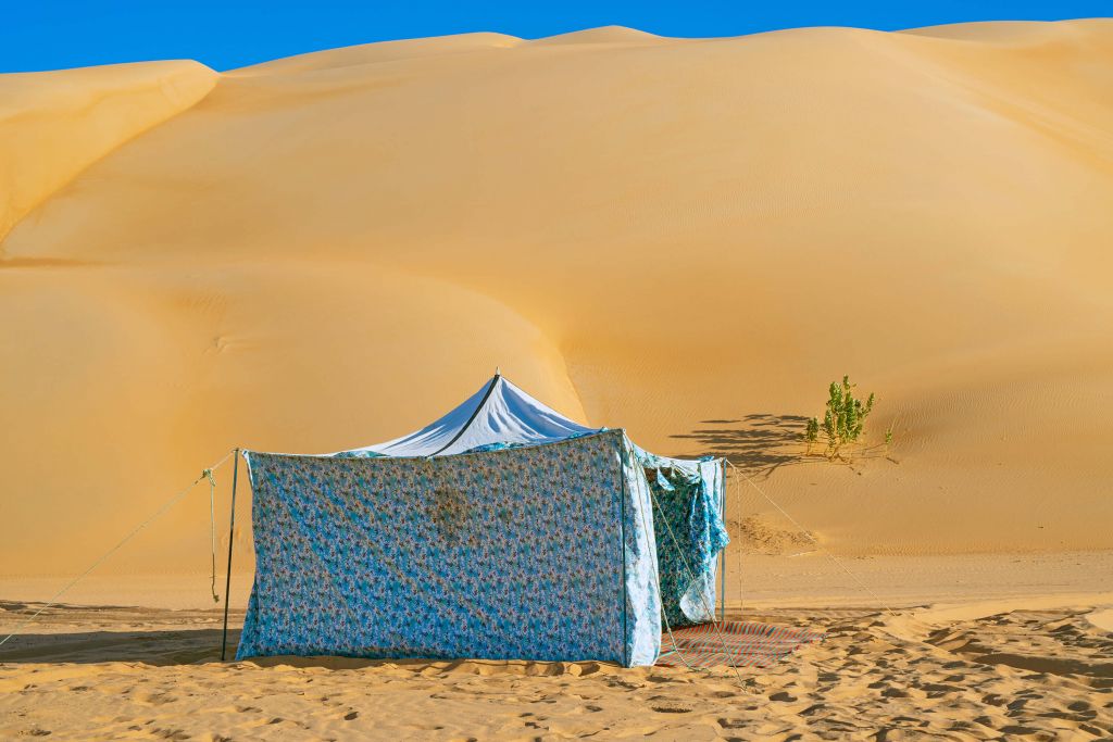 Tienda en el desierto