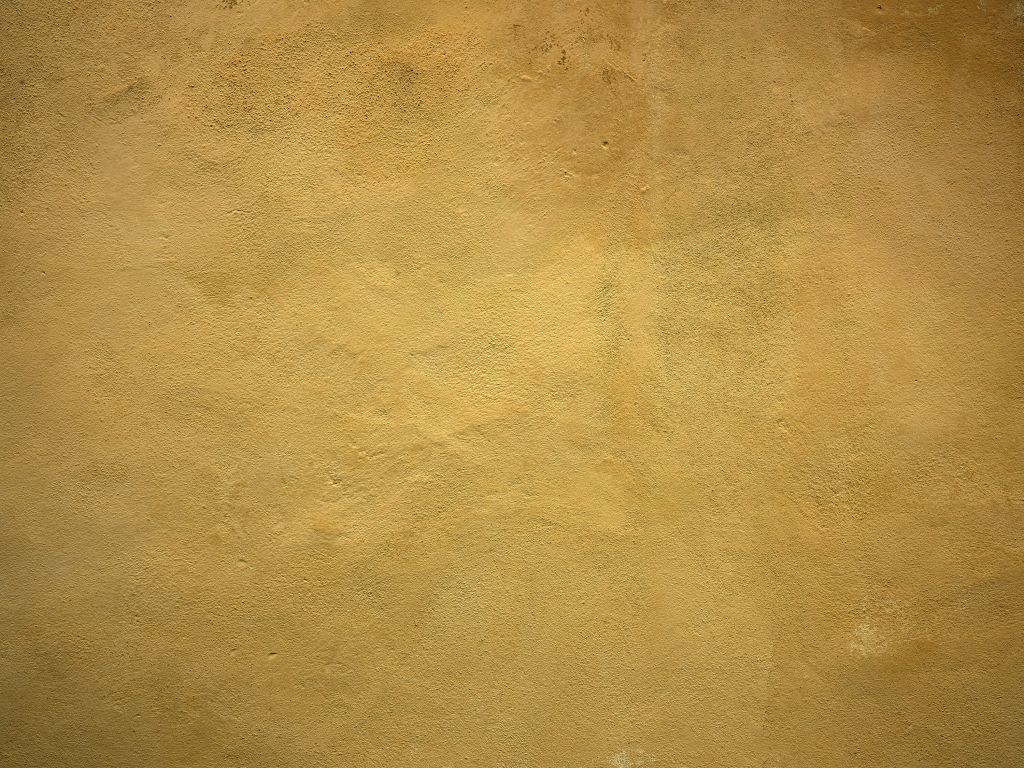 Pared en amarillo ocre