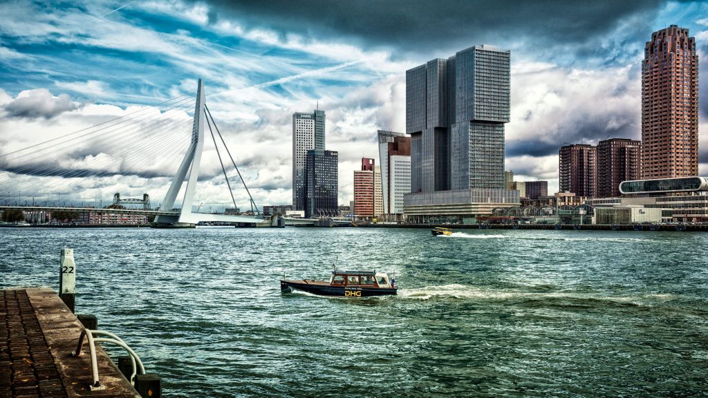 Skyline de Rotterdam con vista al Kop van Zuid en color 