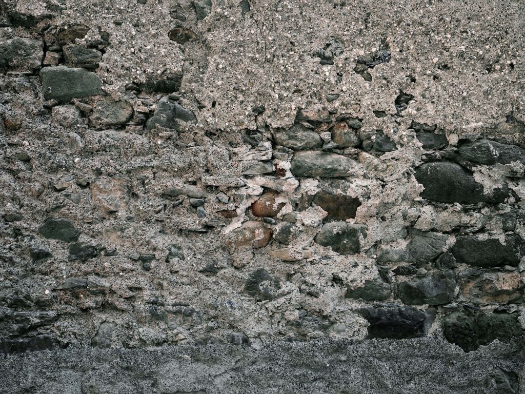 Muro con grandes piedras antiguas