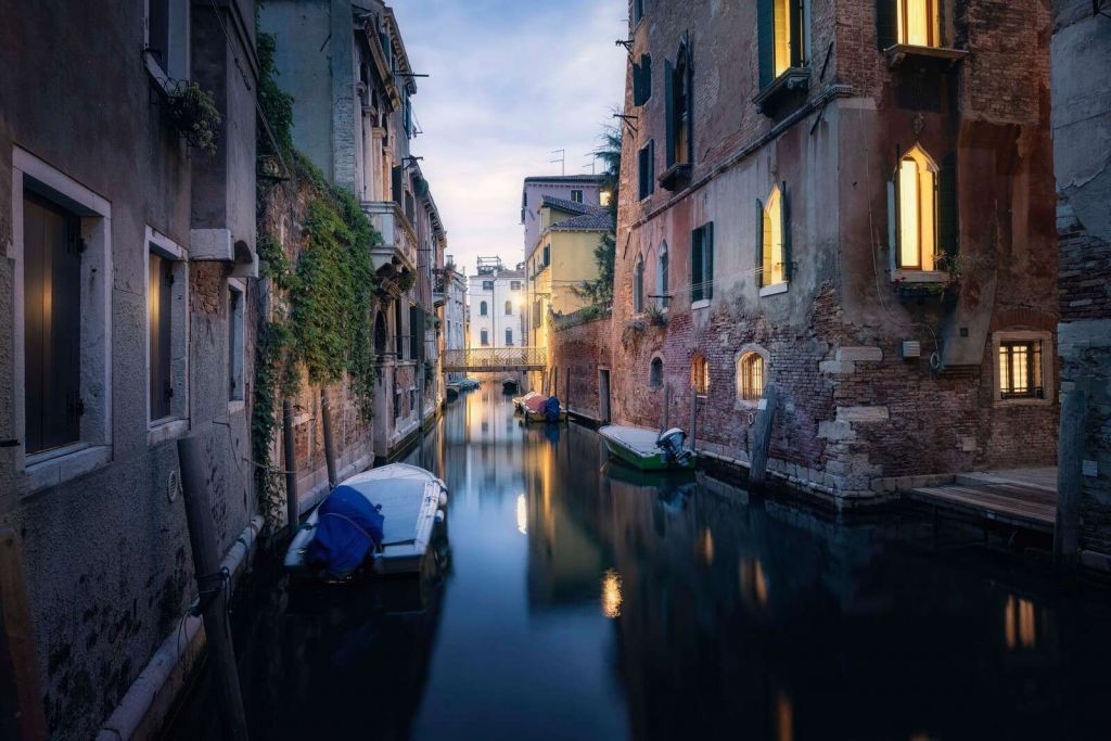 Atardecer sobre el canal