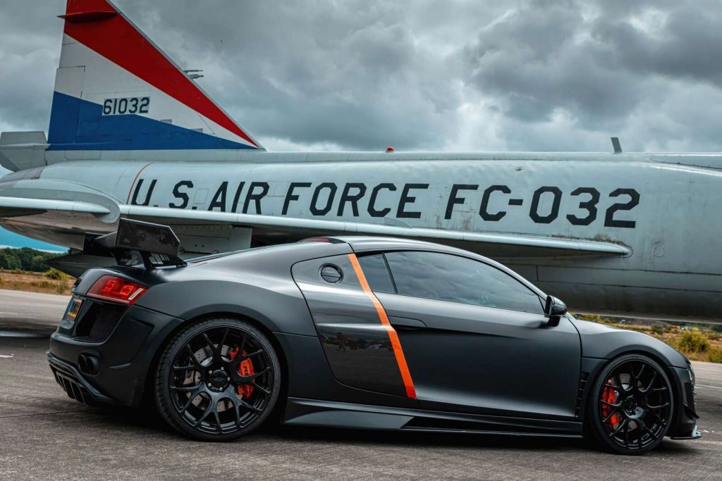 Audi R8 en estilo sigiloso