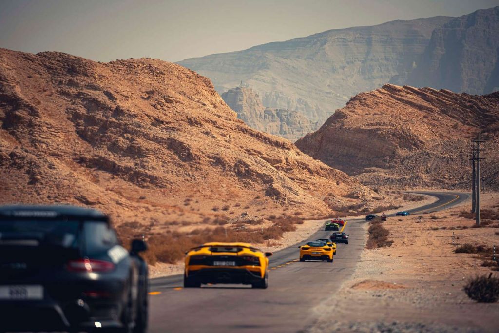 Supercoches por el desierto