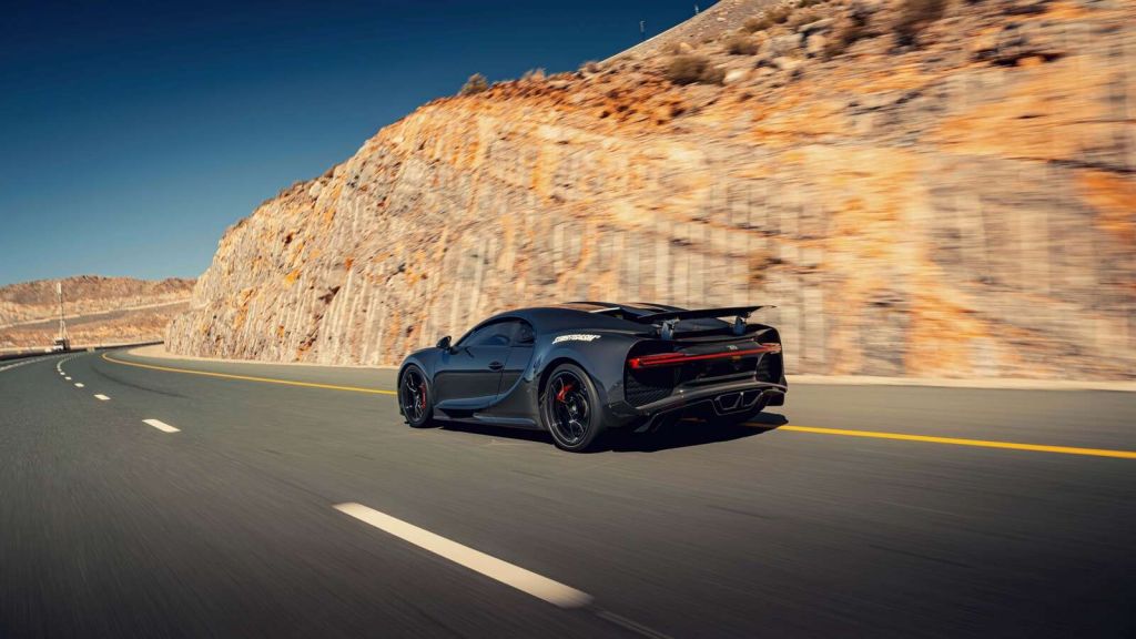 Bugatti Chiron Pur Sport en acción