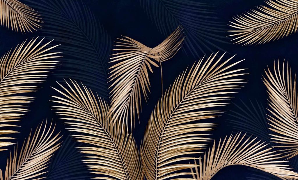 Ramas de palma doradas sobre azul noche