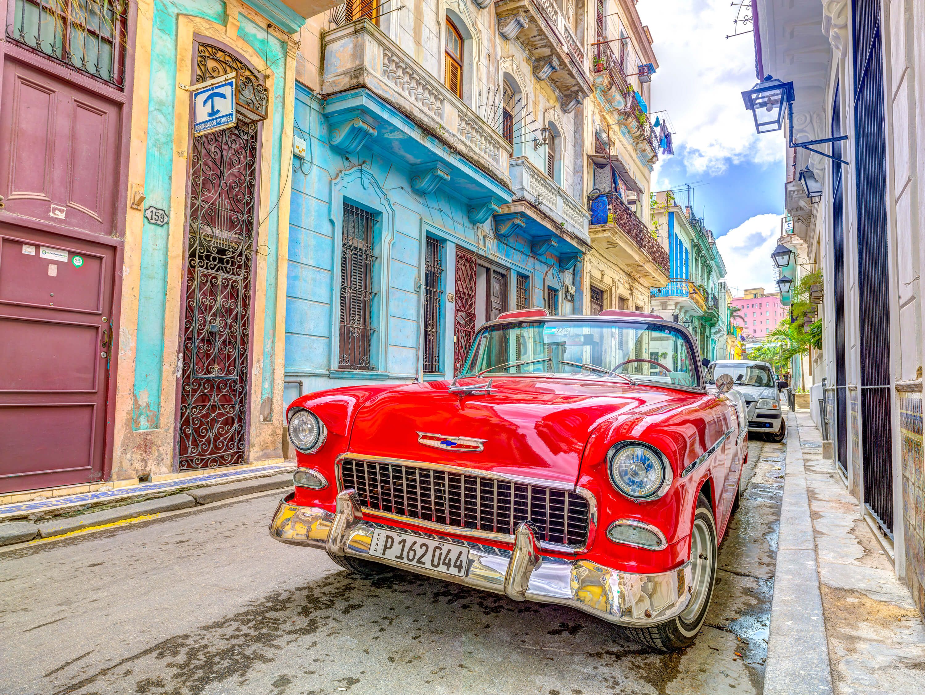  Papel pintado con Coche de época en La Habana - Sala de ocio