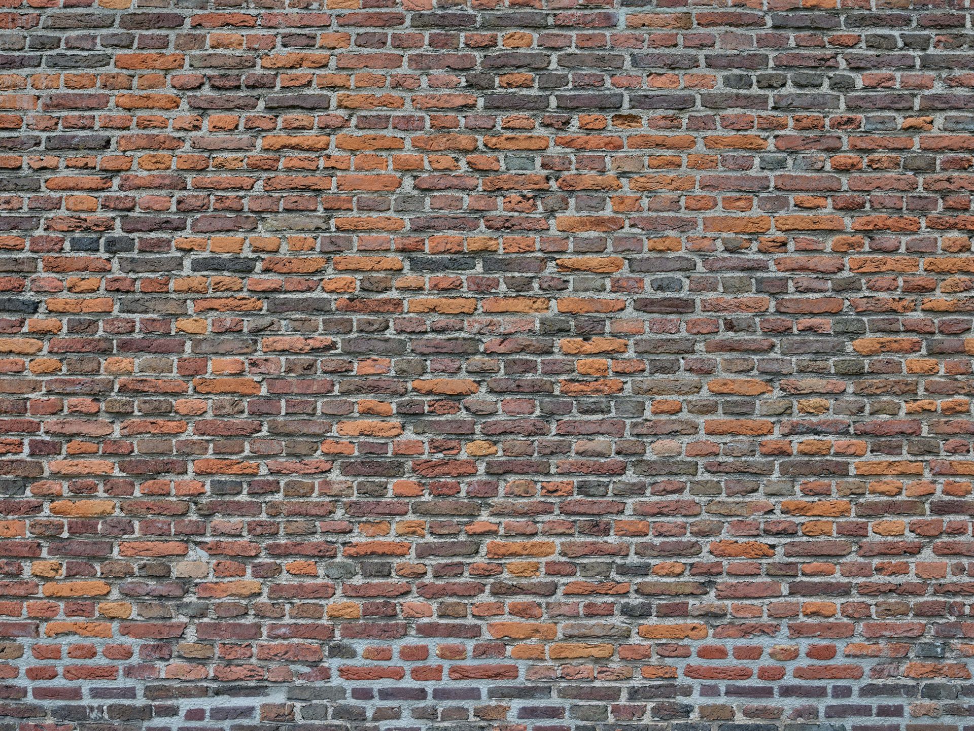 Muro de ladrillo antiguo restaurado