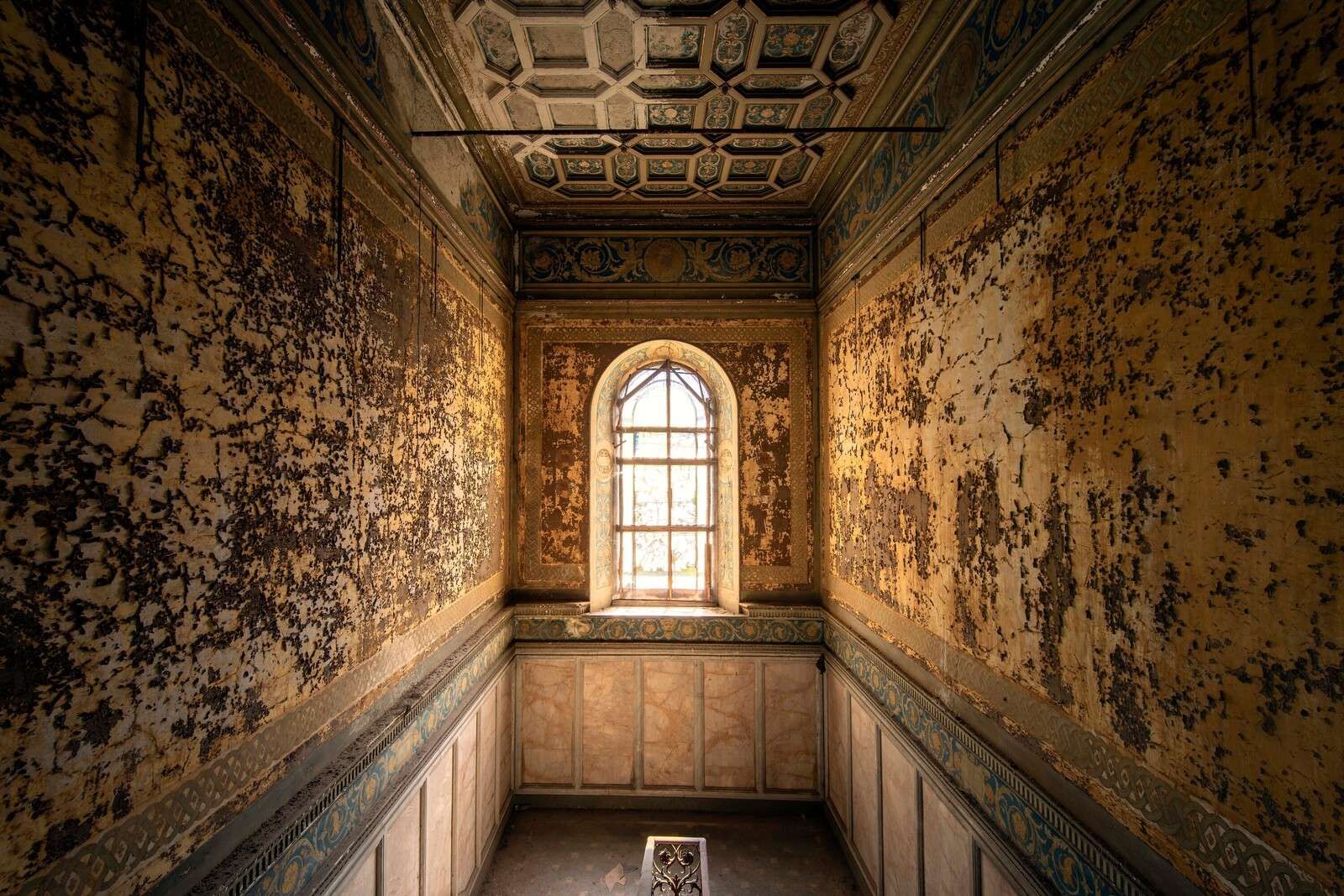 Paredes de palacio vergadas
