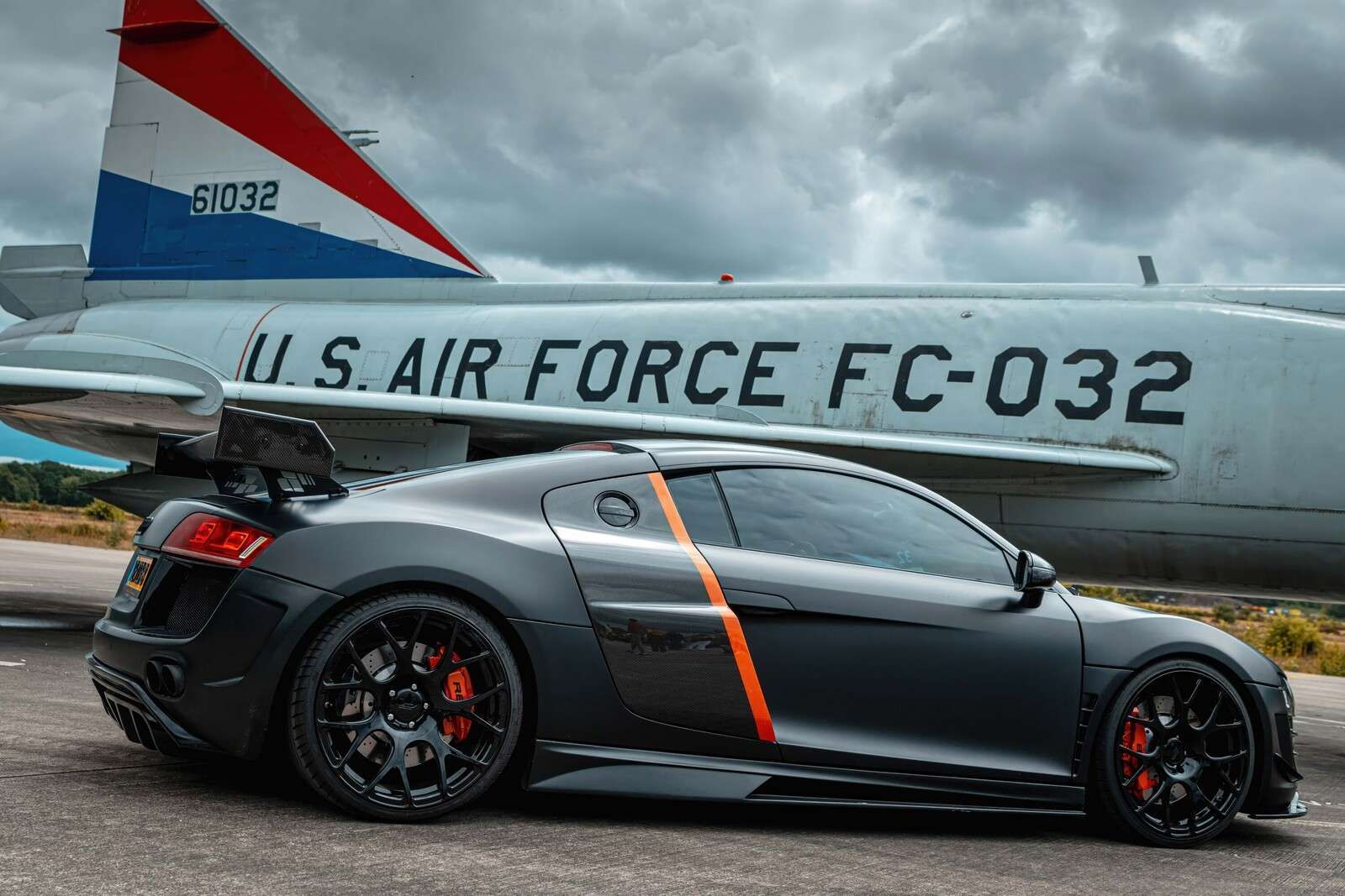 Audi R8 en estilo sigiloso