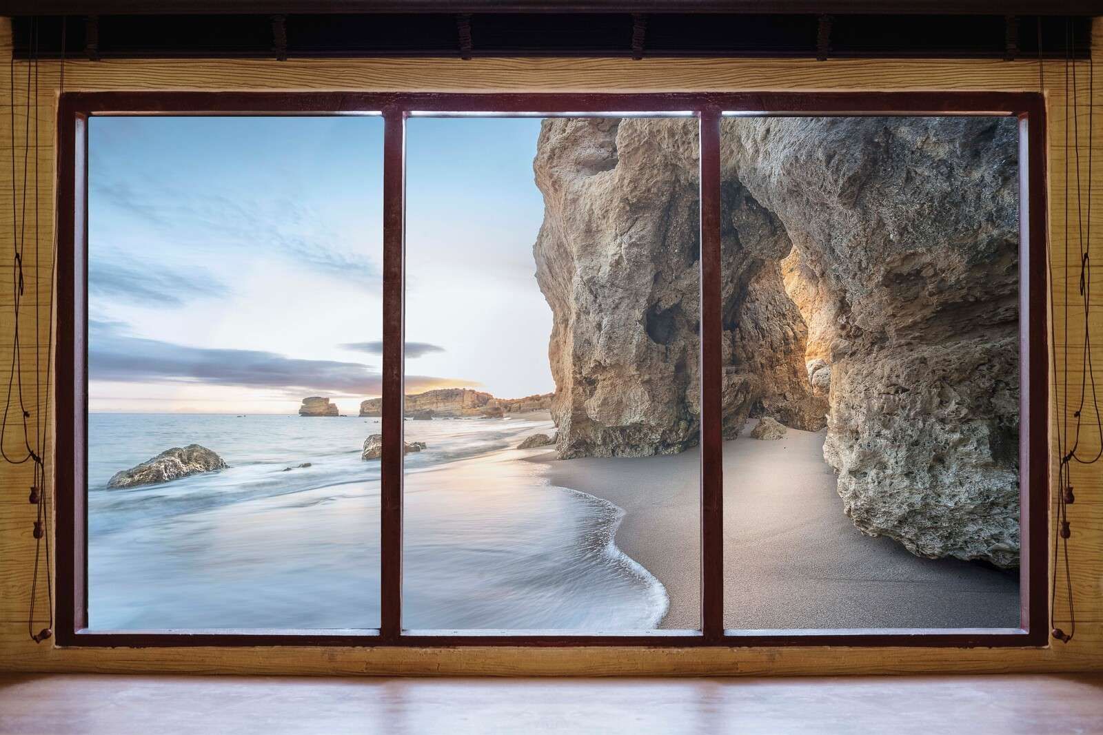 Vista al mar con ensenada rocosa