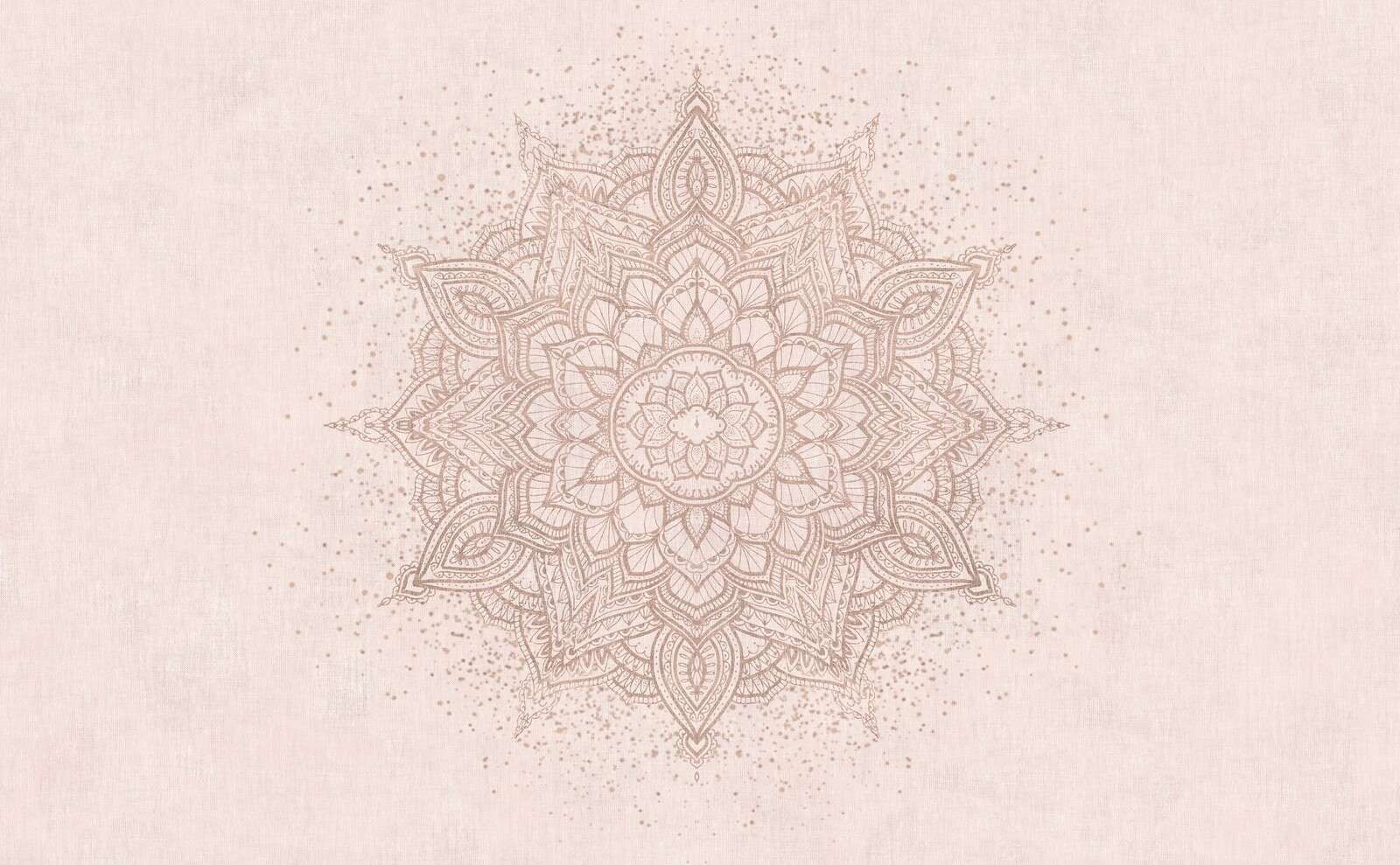 Sinfonía de mandala de color arena.