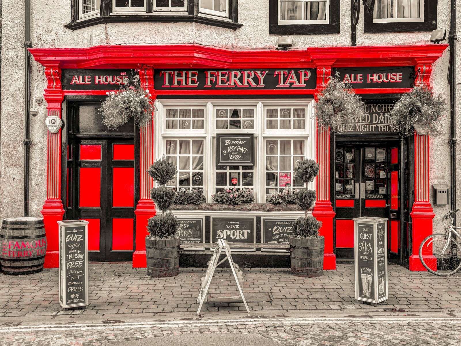 Cafetería en la calle en South Queensferry, Escocia
