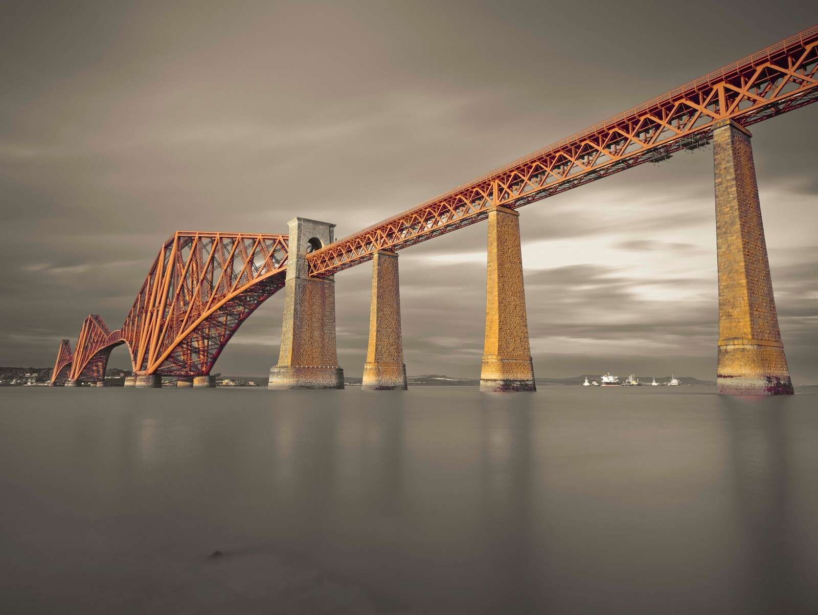 Puente ferroviario del Firth of Forth, South Queensferry, Escocia