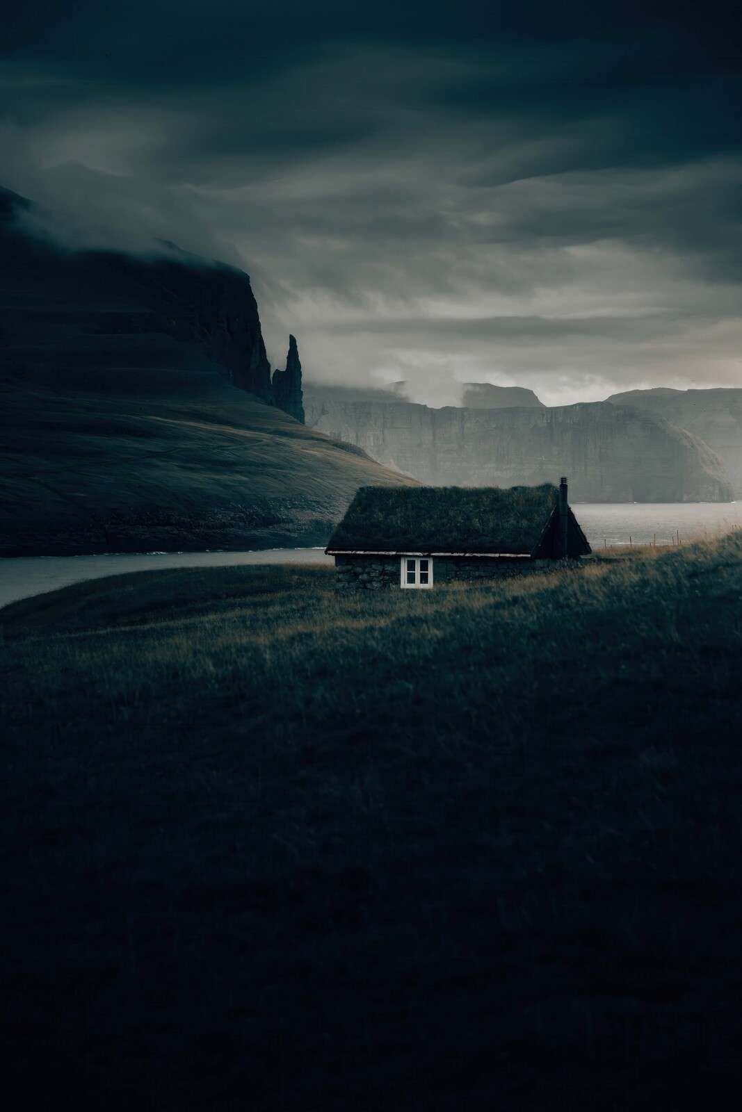 Cabaña al pie de fiordos salvajes