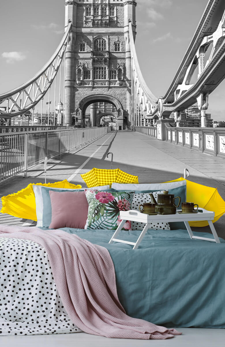  Papel pintado con Paraguas amarillos en el Tower Bridge - Salón 4